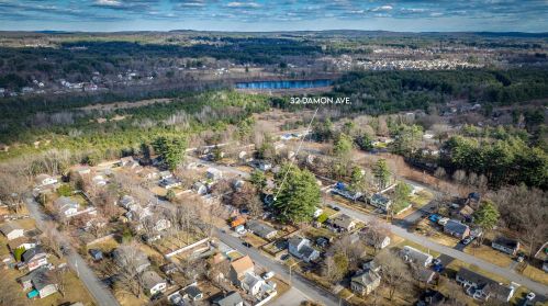 32 Damon Ave, Nashua NH  03064-1228 exterior