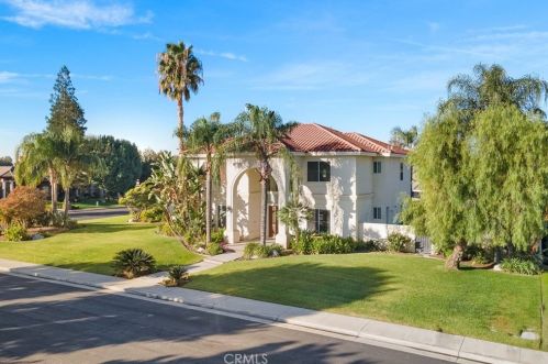 1517 Hazelmere Ct, Bakersfield, CA 93311-4934