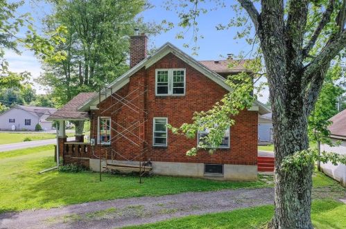 2621 Charity St, Mount Olive, OH 45106
