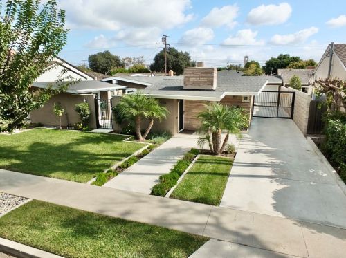 3936 Lewis Ave, Long Beach, CA 90807-3618