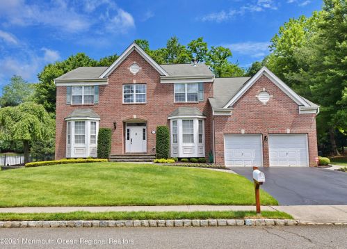 621 Vale Dr, Morganville, NJ 07751-4273