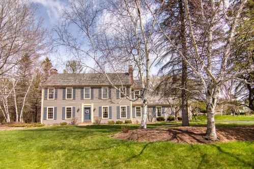308 White Oak Way, Thiensville, WI 53092-6249