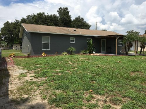 325 Honey Bee Ln, Polk City FL  33868-9168 exterior