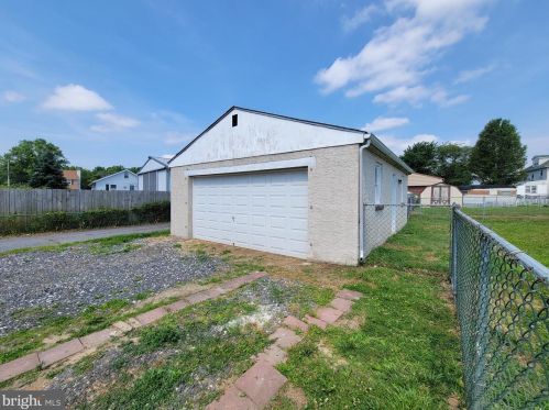 2210 Chichester Ave, Boothwyn PA  19061-3743 exterior