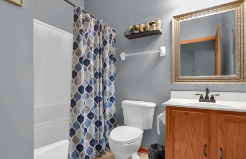 657 Riddler Ridge Dr, Blacklick OH  43004-7158 exterior