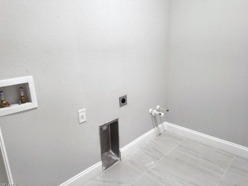 3213 41 St, Lehigh Acres FL exterior