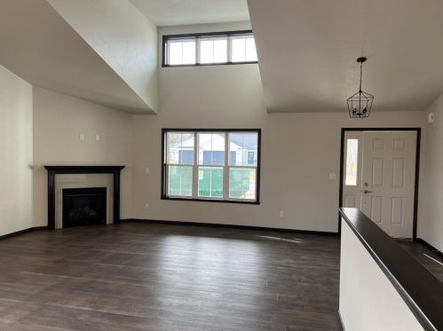 1208 Clementine Rd, Green Bay, WI 54313