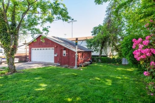 20 Sindle Ave, Little Falls NJ  07424-1650 exterior