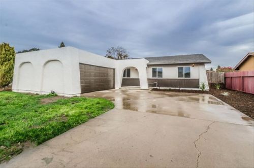 110 Lancer Ave, Oceanside, CA 92058-1441