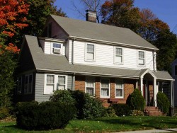 75 Stearns St, Newton, MA 02459-2441