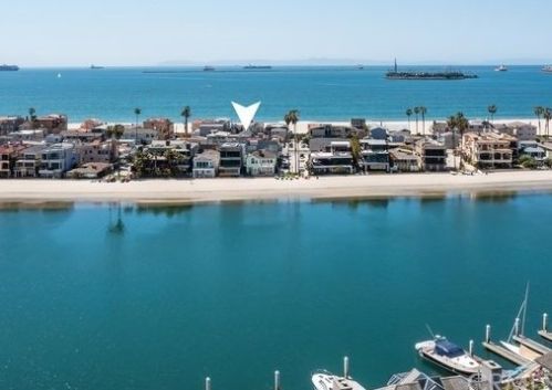 5583 Ocean Blvd, Long Beach, CA 90803-4429
