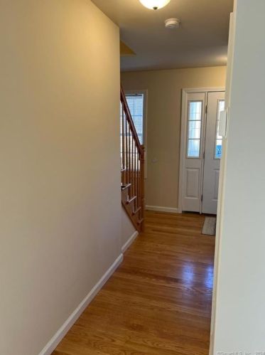 123 Whalehead Rd, Gales Ferry CT  06335-1338 exterior
