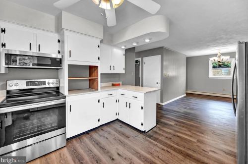 2345 Carlisle Pike, Hanover PA  17331-8777 exterior