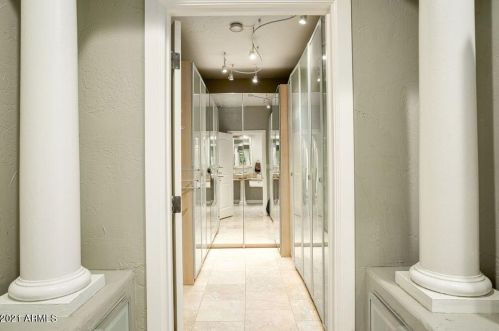 7210 17 Ave, Phoenix AZ 85027-5307 exterior