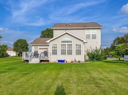 115 Springhouse Dr, Englewood OH  45322-8795 exterior