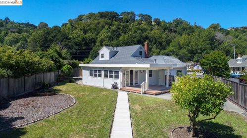 2322 Olinda Ct, Pinole CA  exterior