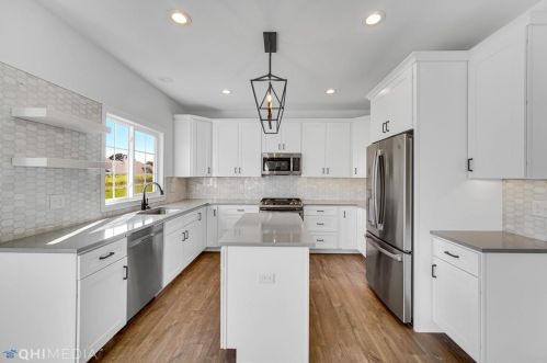 55 Annetto Dr, Crown Point IN  46307-7133 exterior