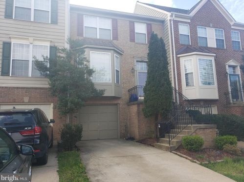 8625 Beech Hollow Ln, Springfield VA  22153-3442 exterior