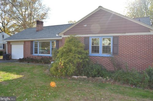 352 Godshall Rd, Souderton, PA 18964-2115