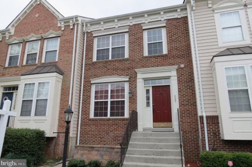 527 Legrace Ter, Leesburg, VA 20176-1835