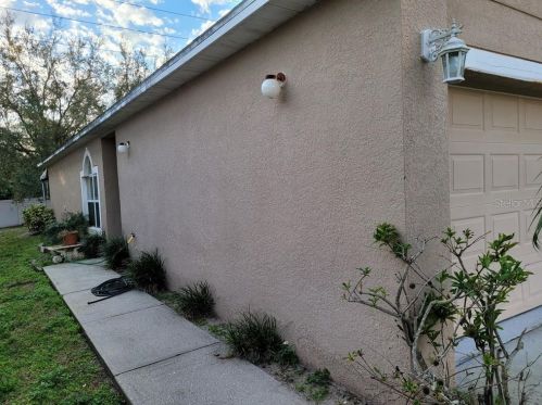 3017 Whispering Trails Dr, Winter Haven, FL 33884-1850