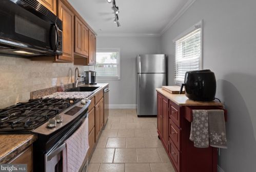 833 Pennsylvania Ave, Southampton PA  18966-3405 exterior