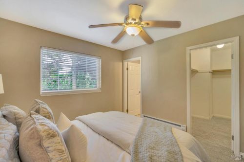 1642 Yardley St, Santa Rosa CA 95403-2390 exterior