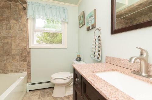 116 Willow St, East Brunswick NJ  08816-3134 exterior