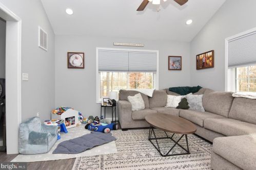 6499 Pleasant Dr, Laurel DE  19956-3298 exterior