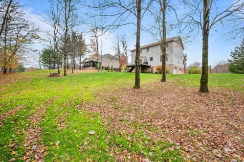 130 Maplevue Dr, Beaver Falls PA  15010-1475 exterior