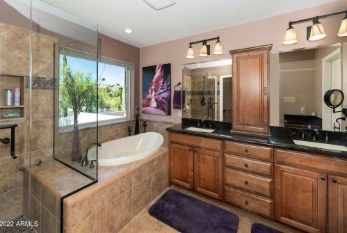 15815 Thistle Dr, Scottsdale AZ 85268-4446 exterior