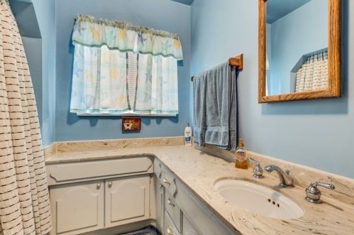 6017 Kauffman Ave, Temple City CA  91780-1742 exterior