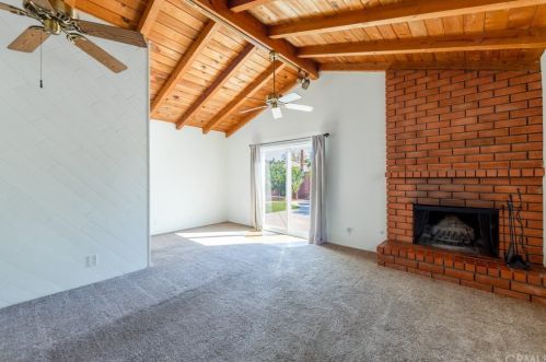 5938 Sunfield Ave, Lakewood CA  90712-1823 exterior