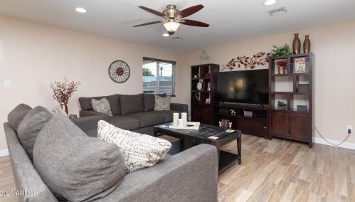 7425 Holly St, Scottsdale AZ 85257-2914 exterior