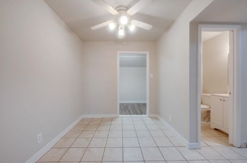 922 Riverside Dr, Fort Worth TX  76104-5526 exterior