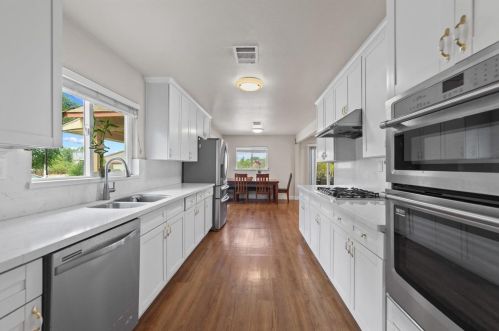 7339 2nd St, Rio Linda, CA 95673-1214