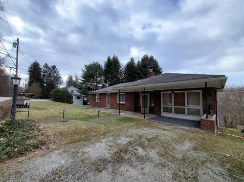 154 Wendel Rd, Herminie, PA 15637-1514