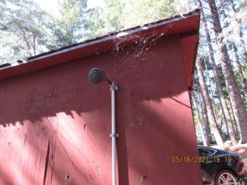 4245 Blackhawk Dr, Willits CA  95490-8776 exterior