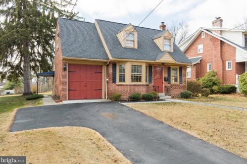 1914 Juniata Rd, Norristown, PA 19403-3102