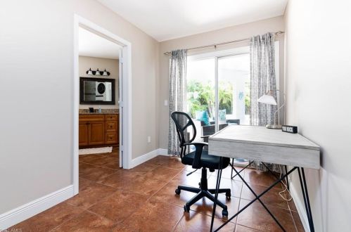 1980 Piccadilly Circus, Naples FL  34112-3687 exterior