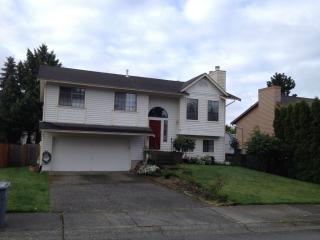 11723 221st St, Kent, WA 98031-9621