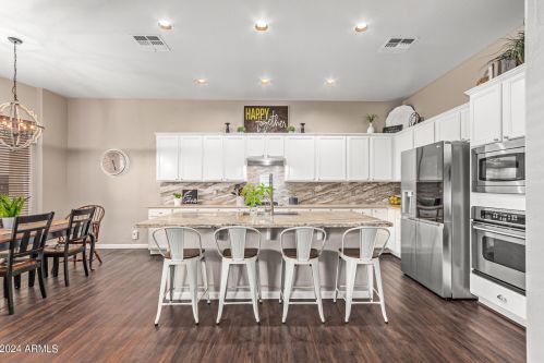 2554 Four Peaks Way, Chandler, AZ 85286-5693