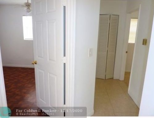 1549 16th St, West Palm Beach FL  33404-5205 exterior