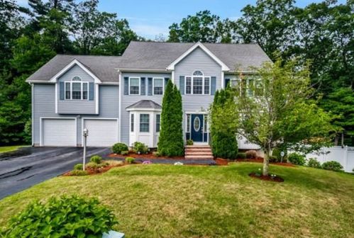 6 Chisholm Way, Wilmington, MA 01887-6250