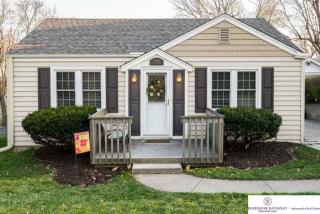 7777 State St, Omaha, NE 68127-3830