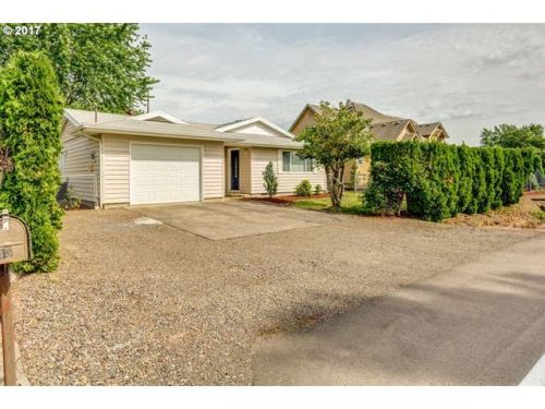 145 3rd St, Gervais, OR 97026-9755