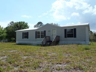 3640 Magnolia Dr, Okeechobee, FL 34972-9123