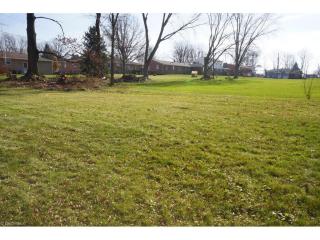 1846 Edmar St, Fairhope, OH 44641-2748