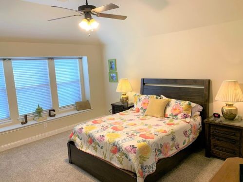 2729 Westglen Dr, Denton TX  76207-1335 exterior