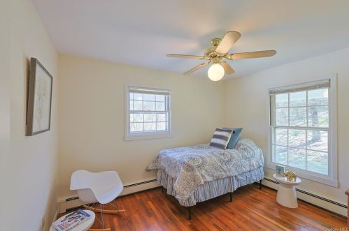 142 Loder Rd, Yorktown Hgts NY  10598-3911 exterior